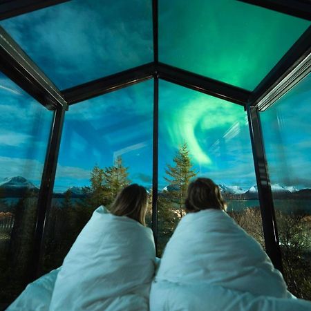 Wonderinn Arctic Utstrand ภายนอก รูปภาพ