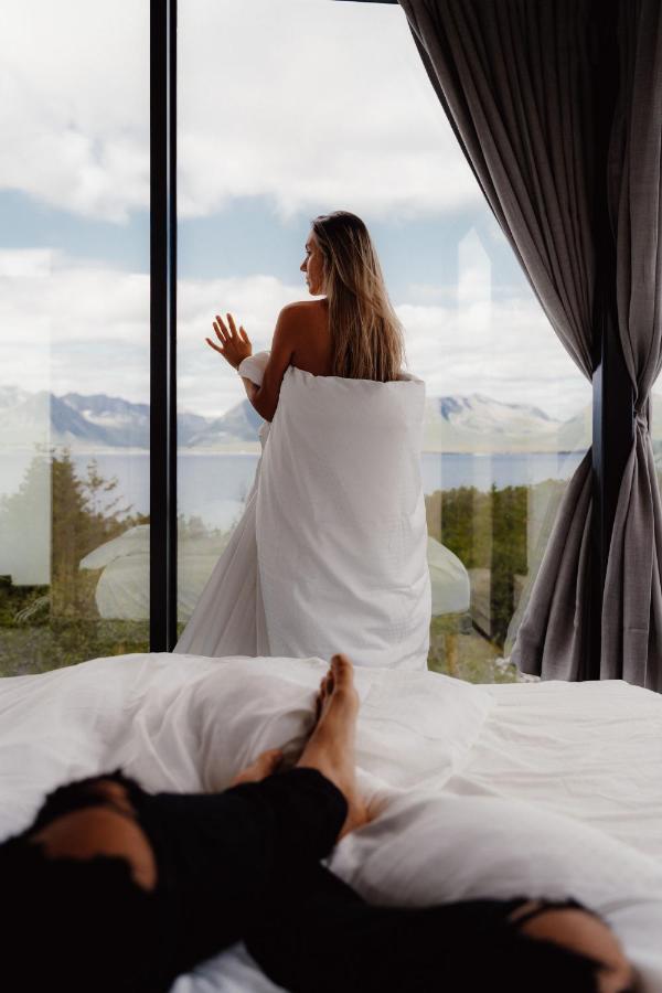 Wonderinn Arctic Utstrand ภายนอก รูปภาพ